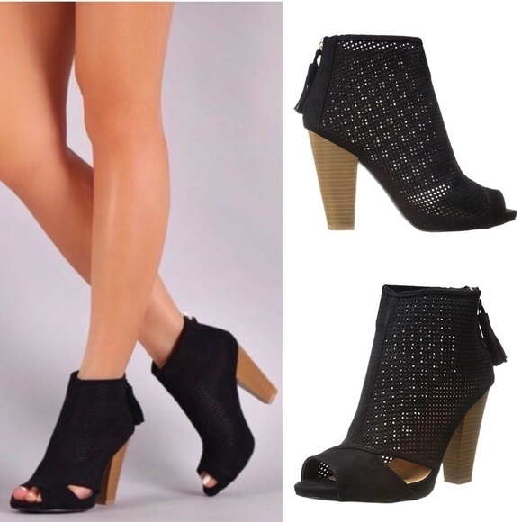 Qupid Peep Toe Cut Out Ankle Booties - Picture 2 of 10